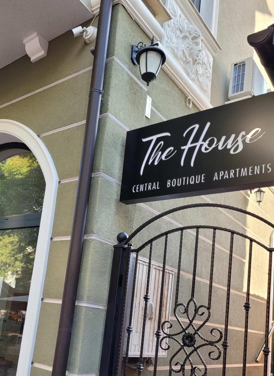 The House - Central Boutique Apartments 丘斯滕迪尔 外观 照片