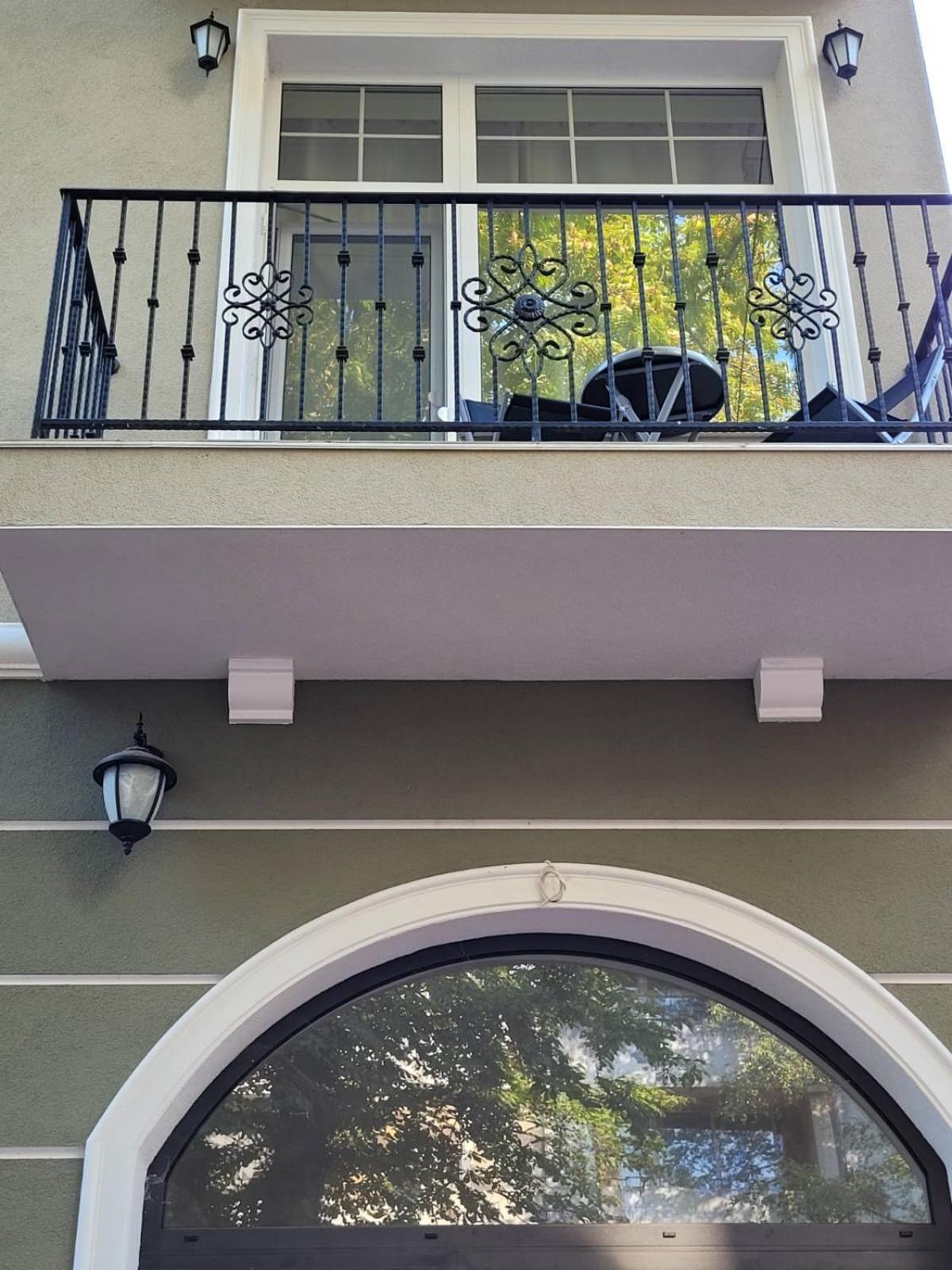 The House - Central Boutique Apartments 丘斯滕迪尔 外观 照片